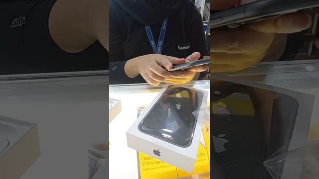 unboxing smartphone Iphone 11 64 gb black смотреть онлайн
