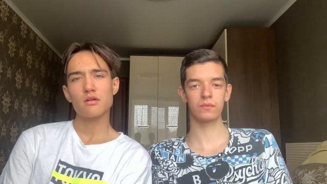 Поставь этому видео дизлайк - 1 ЧАС | Два придурка смотрят на тебя смотреть онлайн