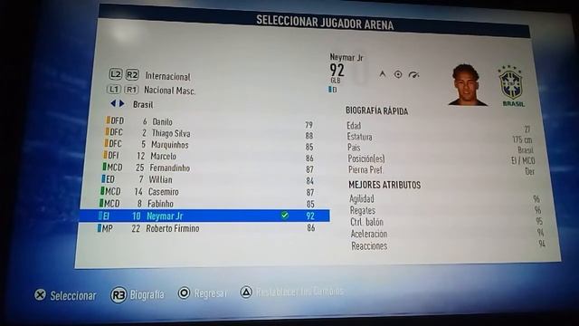 Cómo cambiar el jugador en arena de entrenamiento/ FIFA 19 смотреть онлайн
