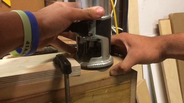 Floating Entry Table смотреть онлайн