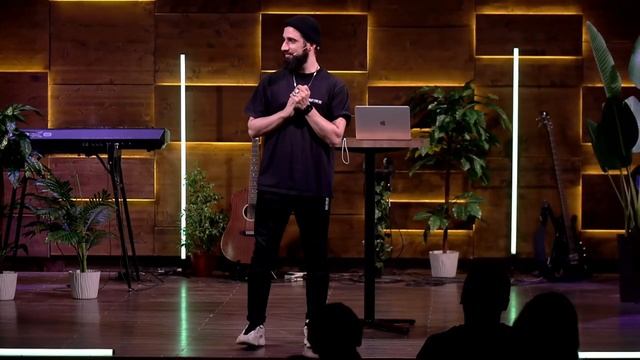 Армен Асатрян «Церковь — место роста» / ЮС Нижний 23 смотреть онлайн