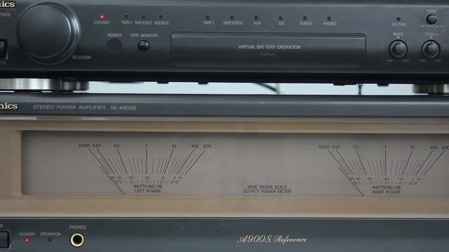 Technics SU-A900D Vor- Und Endstufe (SU-C800U + SE-A900S)