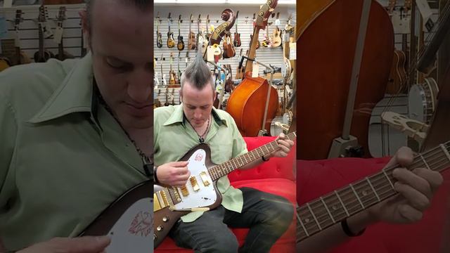 Gibson Firebird VII 1965 Demo at Victor Litz Music Center 301-948-7478 смотреть онлайн