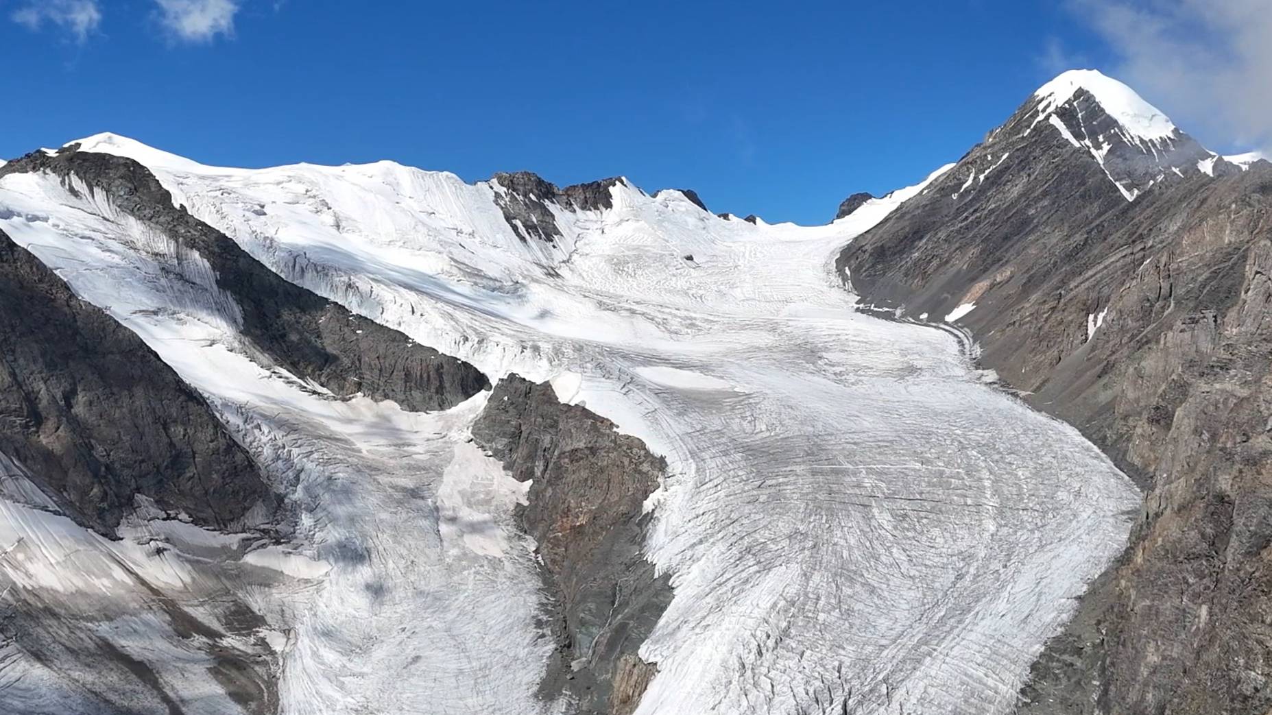 Горный Алтай. Актру. Голубое озеро. смотреть онлайн