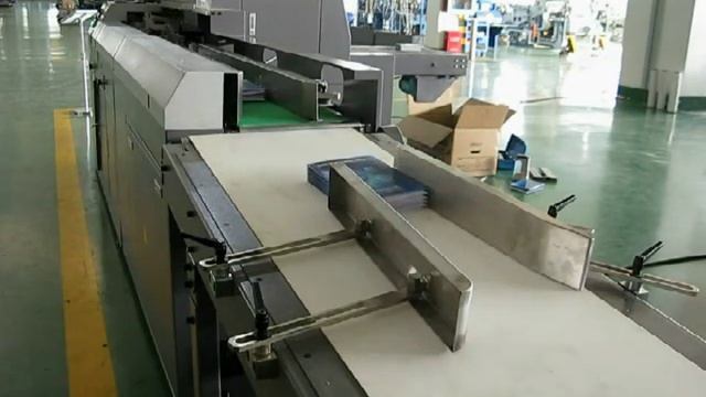 perfect glue binding production line part 2 three sides trimmer info@xapack.com www.xapack.com смотреть онлайн