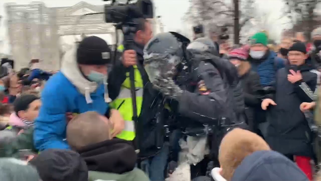 Что устроили 