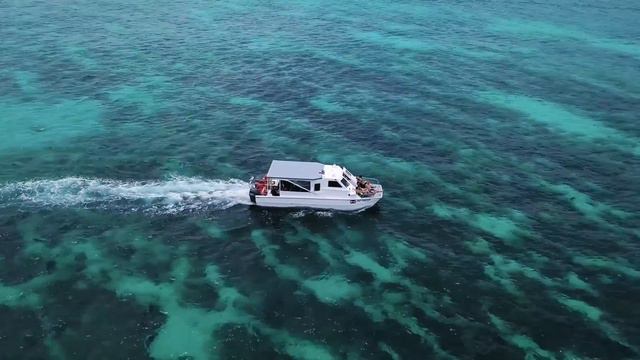 4K UHD Sailing Yachts And Stunning Boats In Seaside Paradise - Relaxing Ambient Music - Ocean Sea