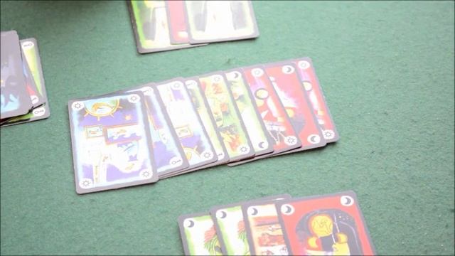 Onirim: Solo Base Game смотреть онлайн