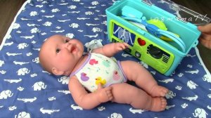 СПРЫГНУЛА С ДИВАНА, НАКЛАДЫВАЮ ГИПС! Мультики Как Мама Играла в Куклы Пупсики 108мама тв