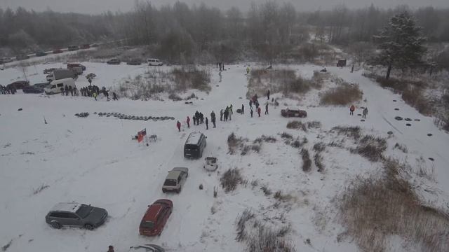 Видео с квадрокоптера соревнований по картингу п.Красный смотреть онлайн