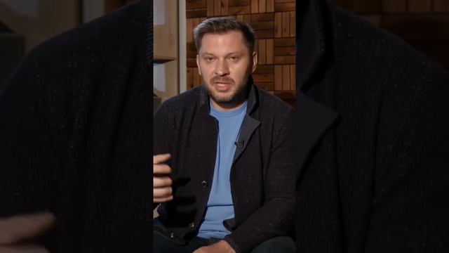 НА КАКИХ ЖЕНЩИН ОБРАЩАЮТ ВНИМАНИЕ МУЖЧИНЫ смотреть онлайн