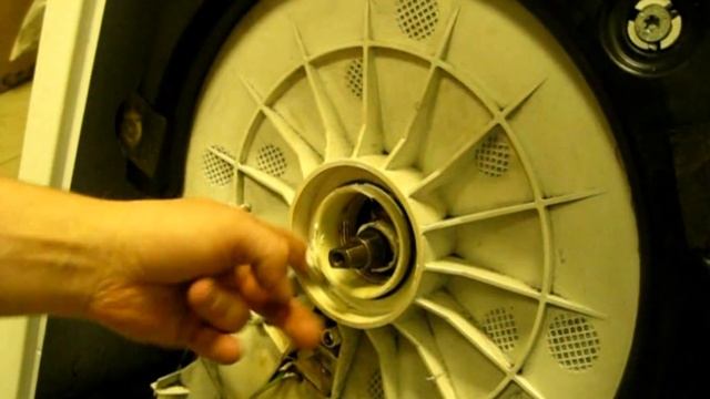 Замена суппорта на стиральной машине с вертикальной загрузкой