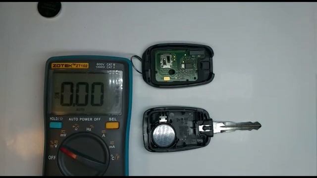 Как поменять батарейку в ключе RENAULT или РЕНО. Key Renault смотреть онлайн