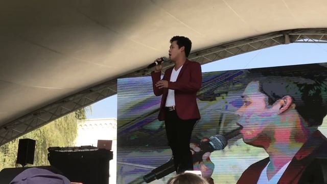 Marcelito Pomoy "The Prayer" Saada Carnival Dubai United Arab Emirates смотреть онлайн
