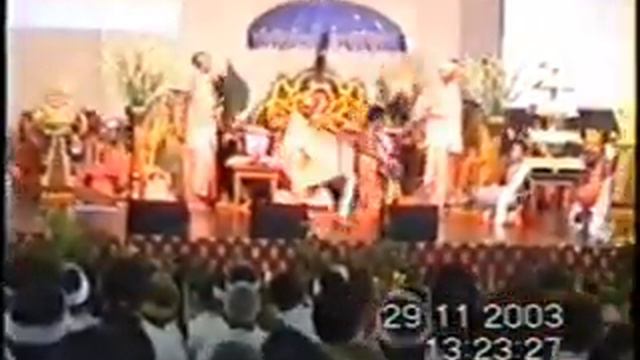 BALI 2003 MAHA VYASA PUJA - SRILA BHAKTISVARUPA DAMODARA SWAMI MAHARAJA смотреть онлайн