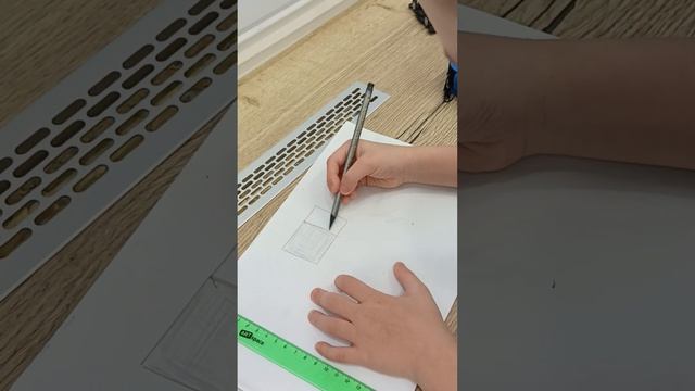 Артём показывает как нарисовать 3D куб подпишитесь смотреть онлайн