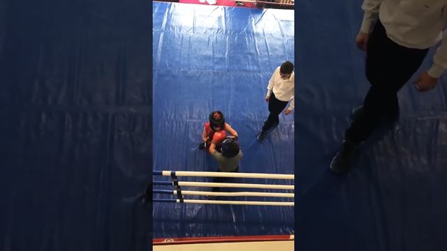 Начинающий боксёр Эльдарик красавчик!!! смотреть онлайн