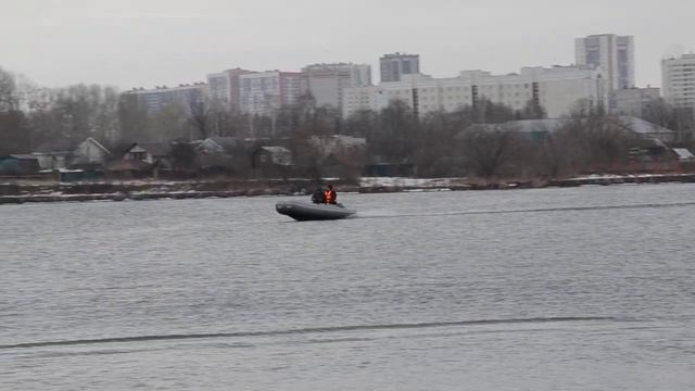 Лодка АЗИМУТ циклон +15 лс , 2 человека.mp4