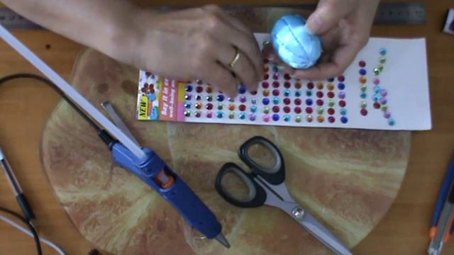 Декоративное пасхальное яйцо в стиле Фаберже. смотреть онлайн