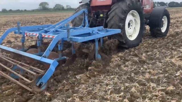 Fiat DT1580 and Lemken Smaragd 3m смотреть онлайн