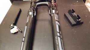 Распаковка и обзор вилки Rockshox Sid SL 2021, из магазина Bike24