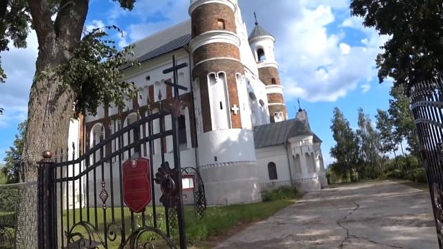 Велопутешествие по Беларуси. Церковь-крепость в Мурованке смотреть онлайн