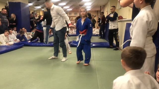 Открытый турнир по спортивным единоборствам смотреть онлайн