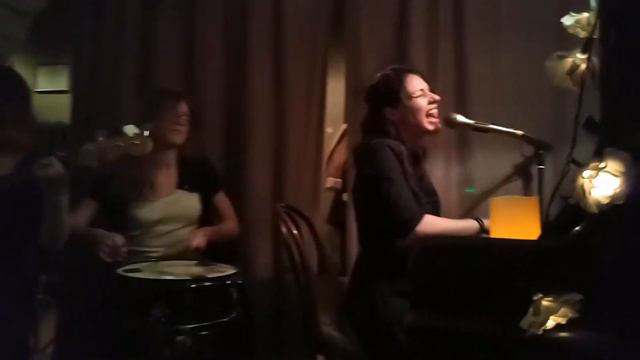 The BlueStocking - Look at my face (live @ Квартира 44 30.03.2018) смотреть онлайн