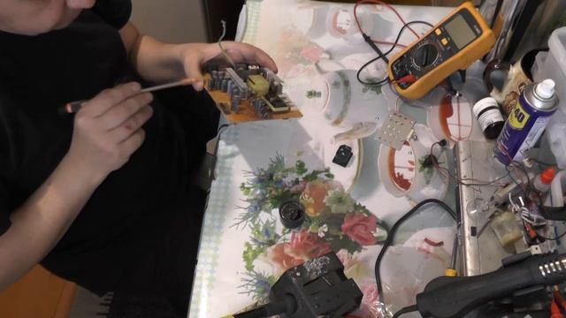 BBK LT2209S, не выходит из дежурного режима. Ремонт смотреть онлайн