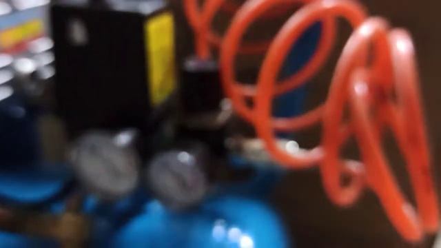 Распаковка - Воздушный компрессор DGM AC-254 смотреть онлайн