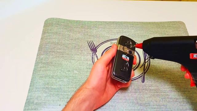 Что если ГИРОСКУТЕРОМ переехать МОБИЛЬНЫЙ ТЕЛЕФОН? Эксперимент смотреть онлайн