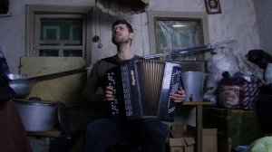 Современные песни на баяне - Лесоповал - "Я куплю тебе дом"