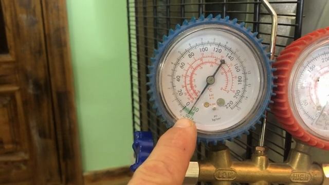 Холодильник БЕКО 3 года после ремонта - долго не выключается нужна дозаправка. Ремонт холодильников смотреть онлайн