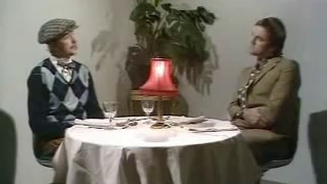 Monty Python - Silliest Interview We've Ever Done смотреть онлайн