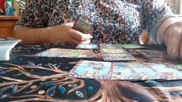 Расклад на соперницу. Август смотреть онлайн