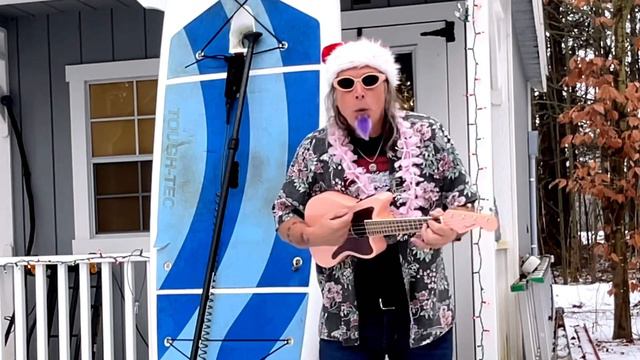 Christmas Island on a Fender Fullerton Ukulele in the snow Merry Christmas Day смотреть онлайн