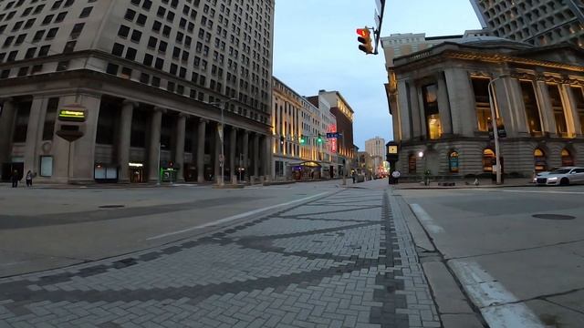 Usable Cheap And Old Camera?  Street Photography With The Lumix G7
