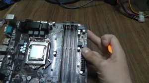 Gigabyte ga-p85-d3 не стартует(включается на 5 секунд и выключается)