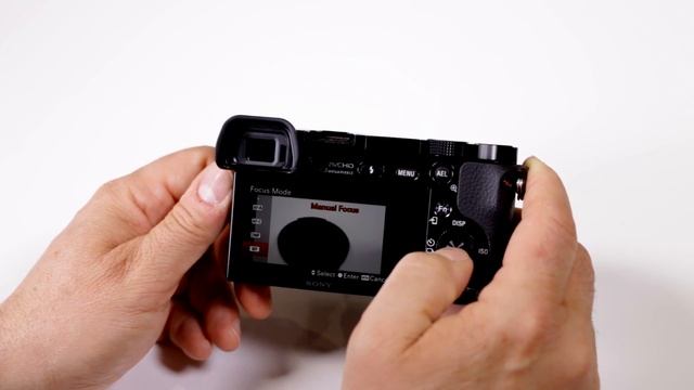 SONY Alpha a6000 Mirrorless Camera | Manual Focus TUTORIAL смотреть онлайн