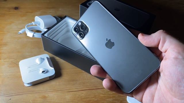 Apple iPhone 11 Pro Max 64 GB Space Gray unboxing and instructions смотреть онлайн