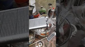 замена на ПРАДО 120  радиатора отопителя родного на китай...