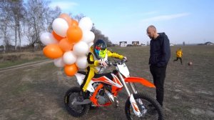 Моя МЕЧТА!!! Новый КРУТОЙ моцик КТМ... Учусь кататься.