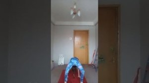 Видео урок (как научиться делать переворот вперёд и назад с одной ноги) #черлидингGirl