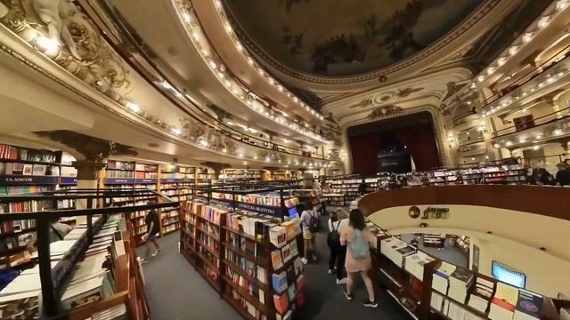 El Ateneo Grand Splendid — один из самых известных книжных магазинов столицы Аргентины Буэнос-Айрес смотреть онлайн