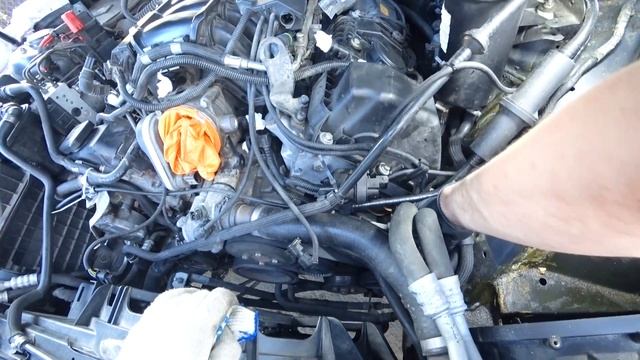 Как снять впускной коллектор N62B48 BMW E66. Вальветроники. Вакуумный насос. Часть 1