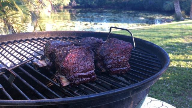 Smoked Short Ribs on the Grill | Barlow BBQ смотреть онлайн