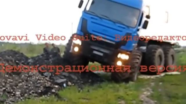Вездеход ЯМАЛ B-6 L в поле.avi смотреть онлайн