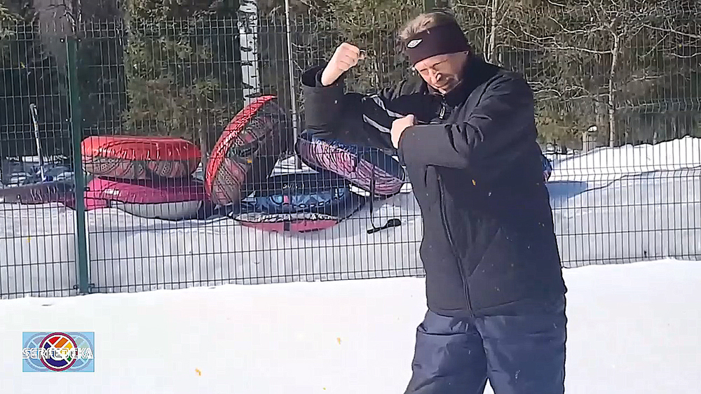 MART 2021 ZAZERKALIE.mp4 смотреть онлайн