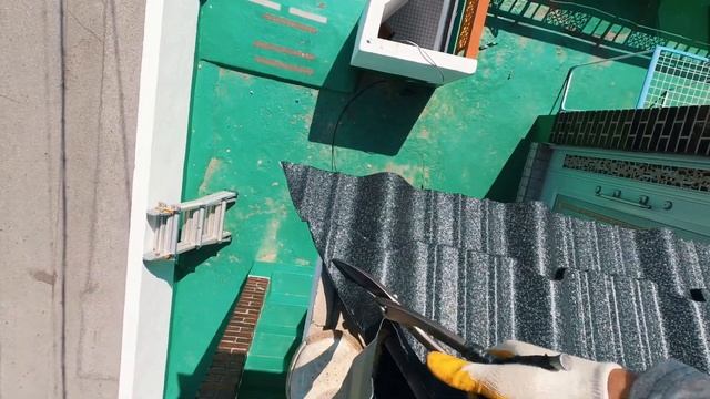 РАБОТА в КОРЕЕ|Монтаж крыш| My job in South KOREA|한국에서 내 작업은 지붕공사| смотреть онлайн