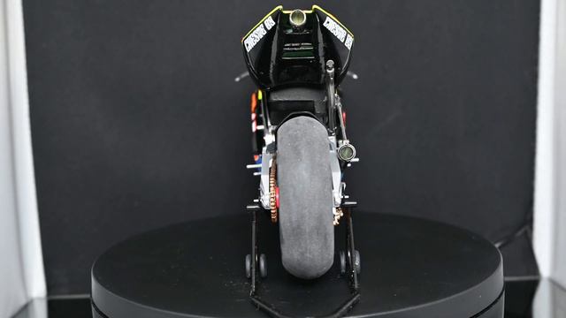 Italeri Nr. 4621 - Repsol Honda Team #46 Valentino Rossi смотреть онлайн